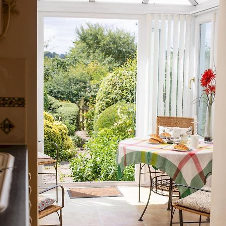 Pass The Keys Cosy Cottage With Views Over The Shropshire Hills Ludlow Eksteriør bilde