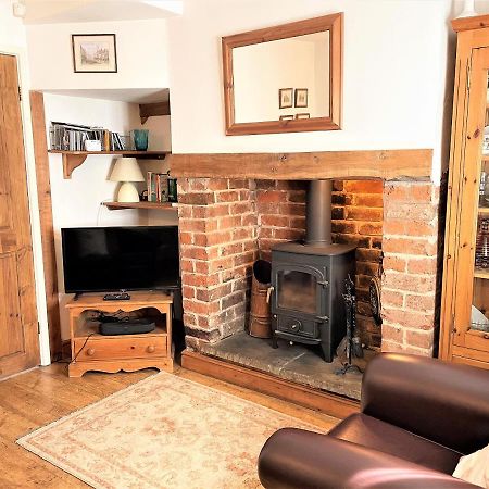 Pass The Keys Cosy Cottage With Views Over The Shropshire Hills Ludlow Eksteriør bilde